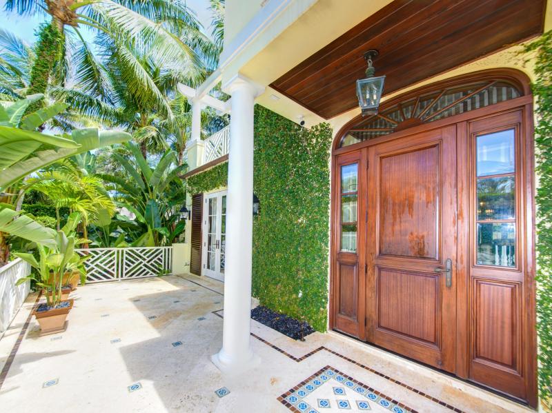 120  Seagate Road