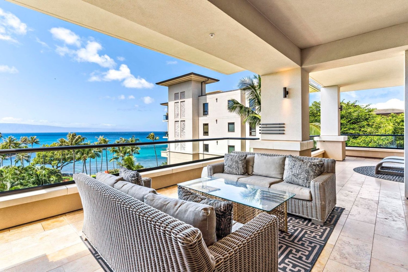1  Bay Drive 5301