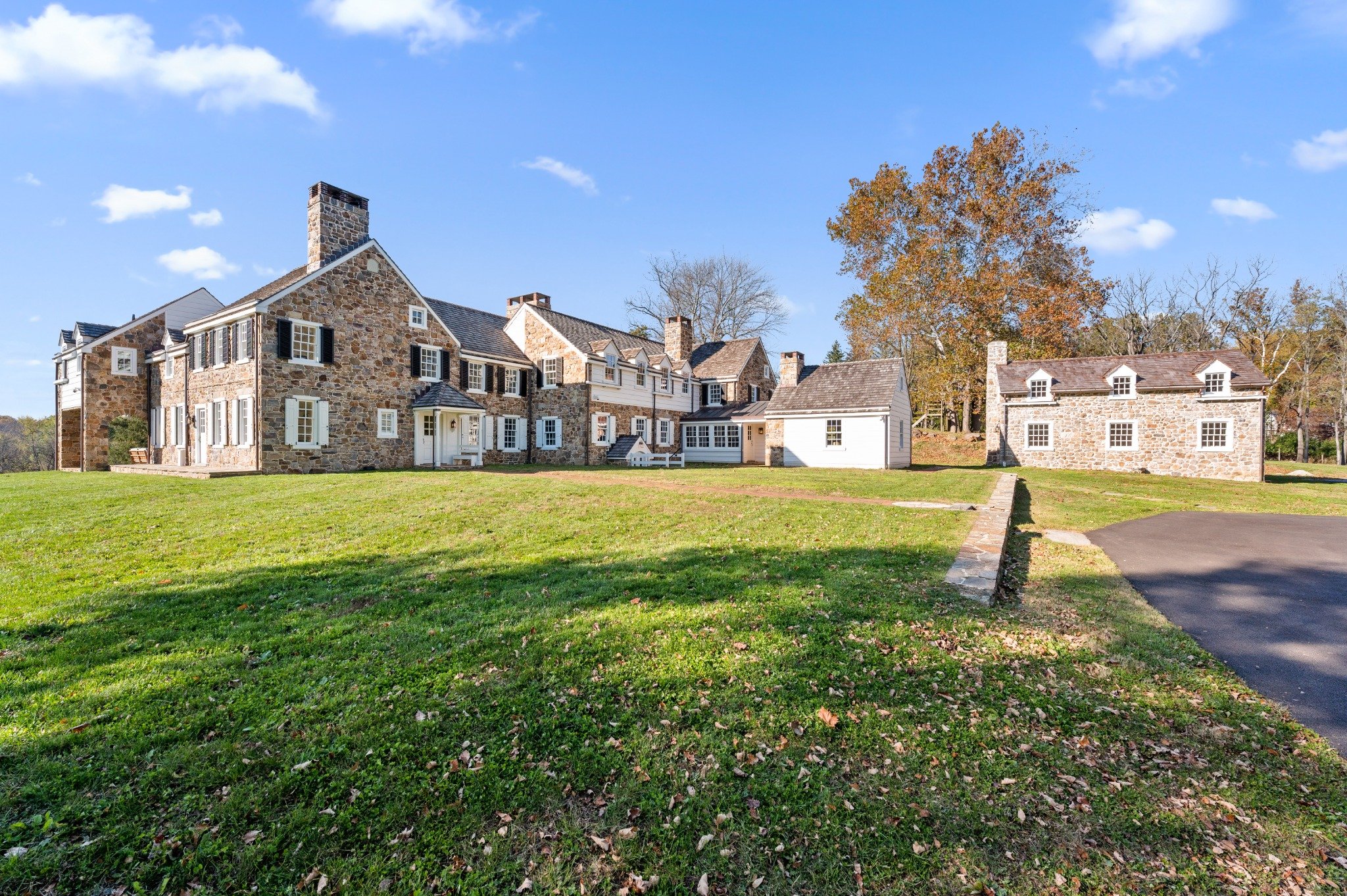 145 Dutton Mill 