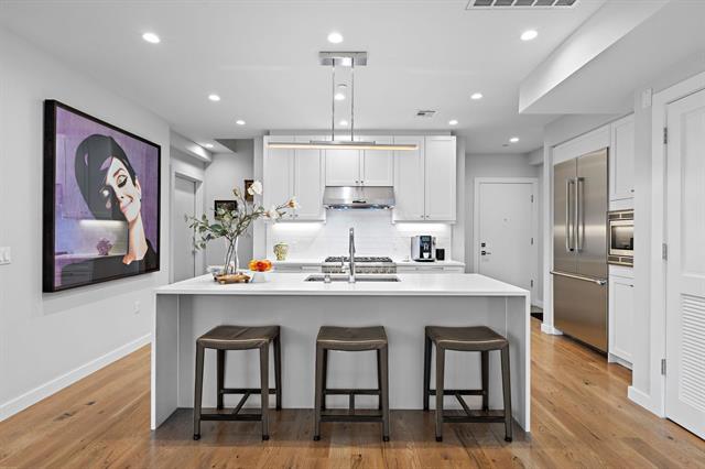 502 Monroe Street 410