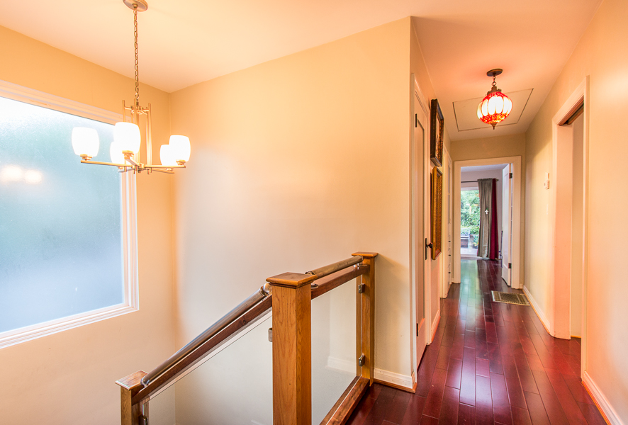 8610 W. West Knoll Dr.