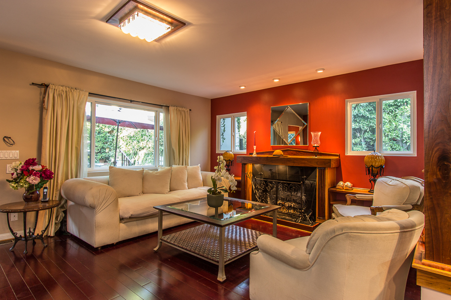 8610 W. West Knoll Dr.