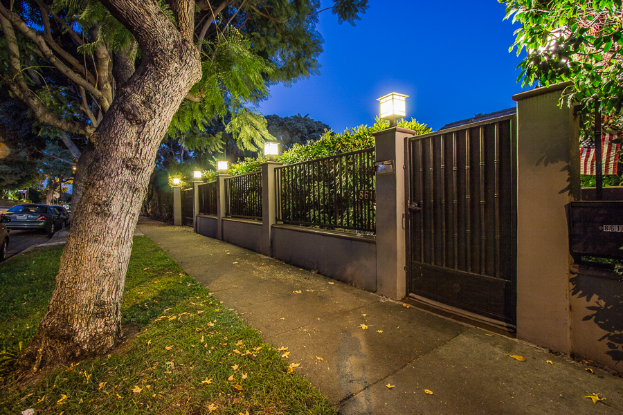 8610 W. West Knoll Dr.