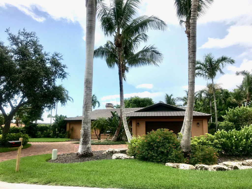 2030 Snook Dr