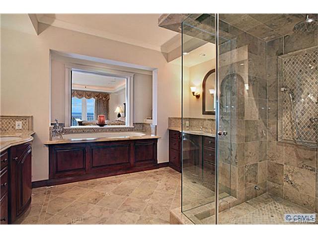 9  Shreve DR