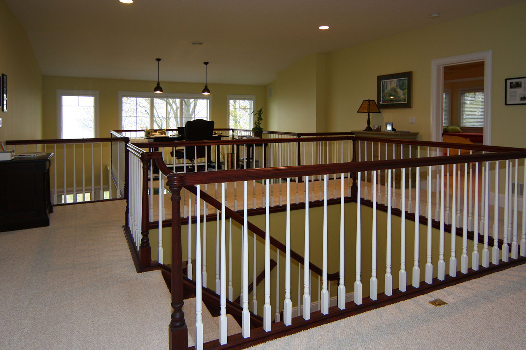 5933 Lakeshore Drive