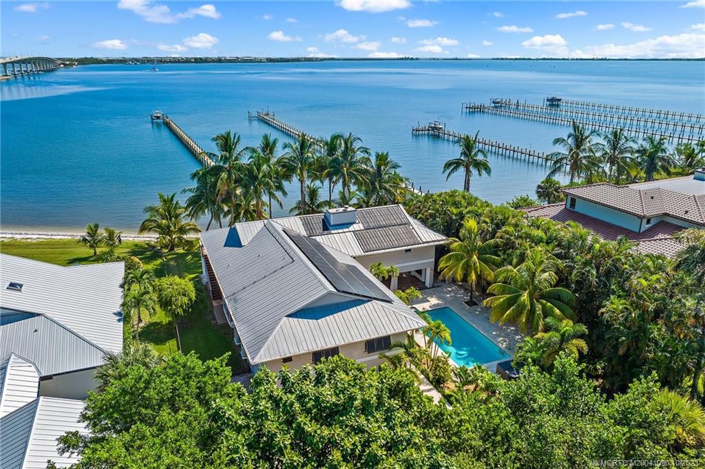 10 S Sewalls Point Rd