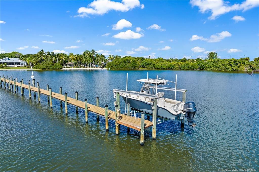 10 S Sewalls Point Rd