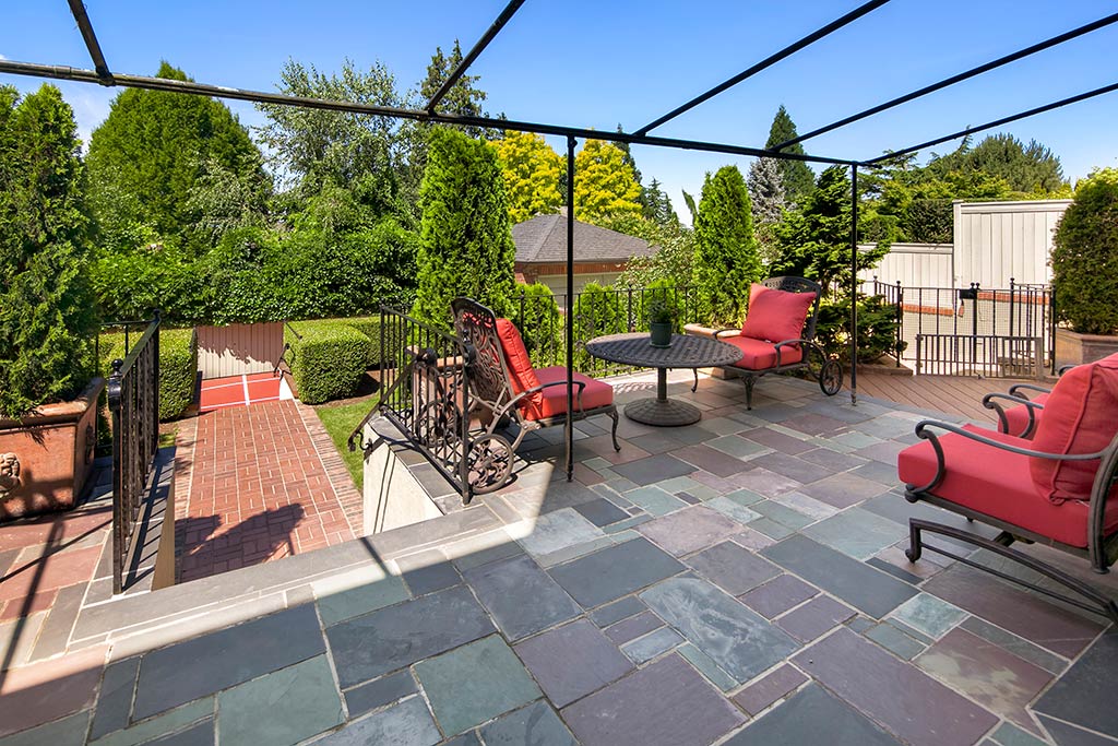1415 Willard Avenue West