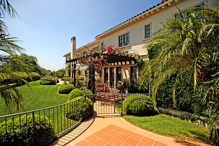 3 Beverly Park