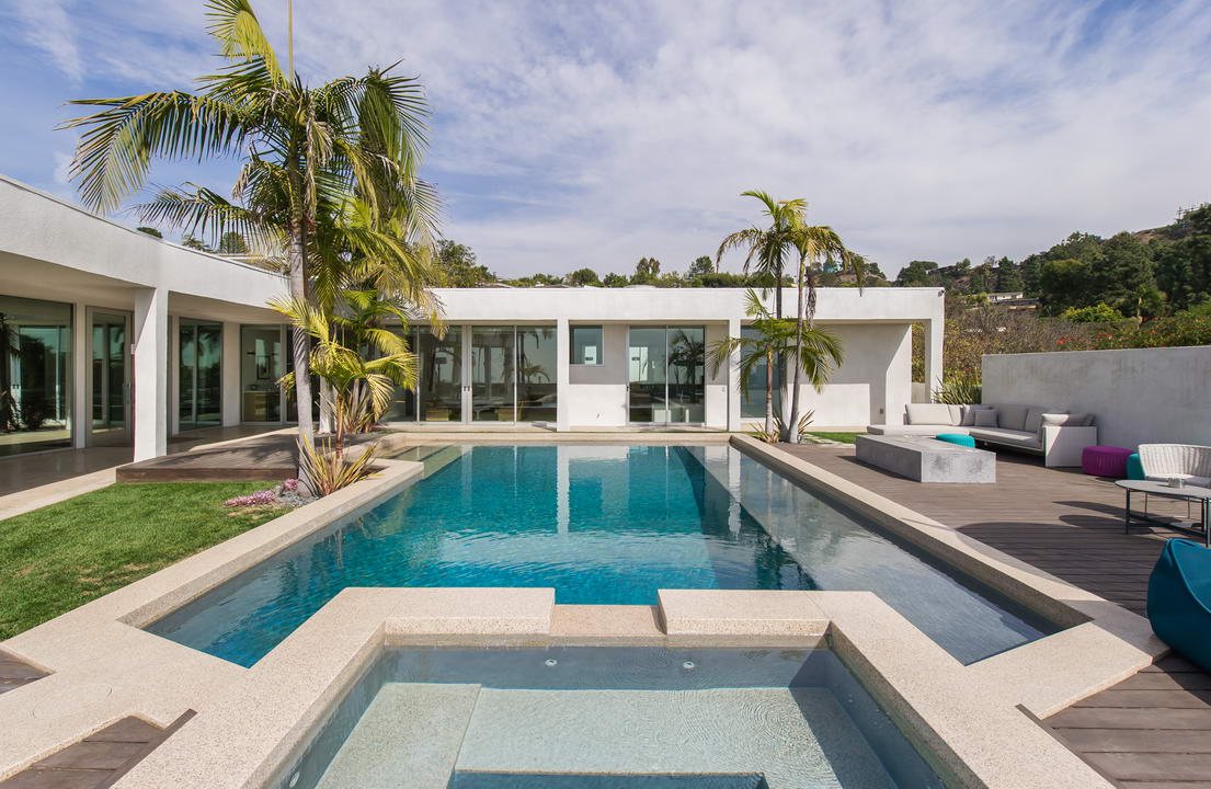 525  Chalette Drive