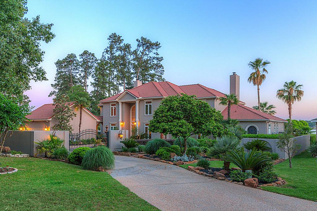 3110  Golfcrest
