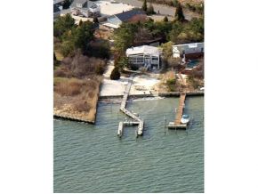 7 W. Sandy Cove