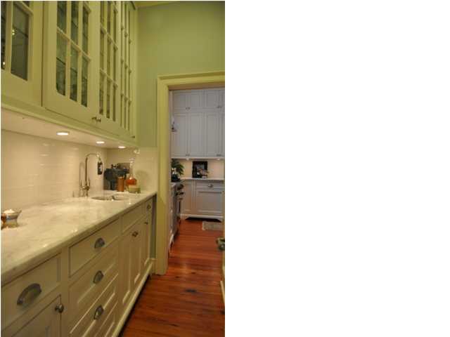 2-1/2 Legare St.