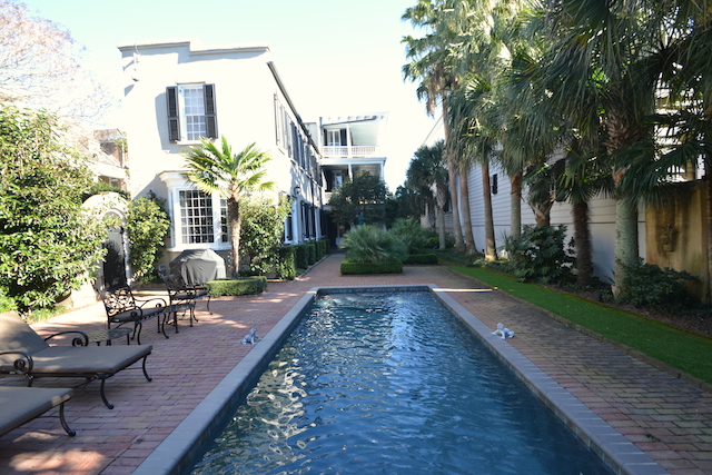 17 Meeting Street