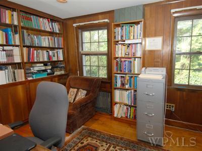 8 Locust Ridge Road