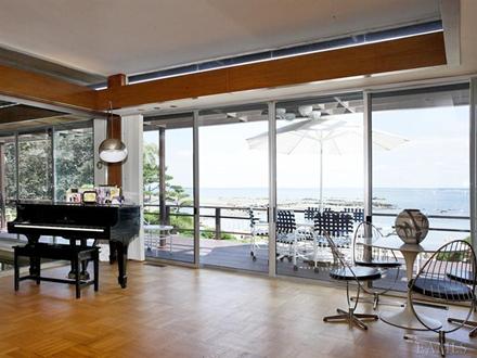 1065 Seahaven Drive