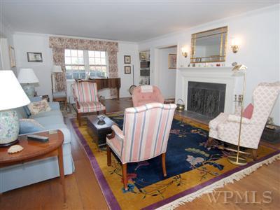 8 Locust Ridge Road