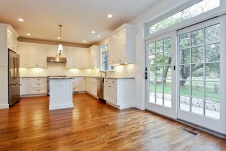 123 Soundview Avenue