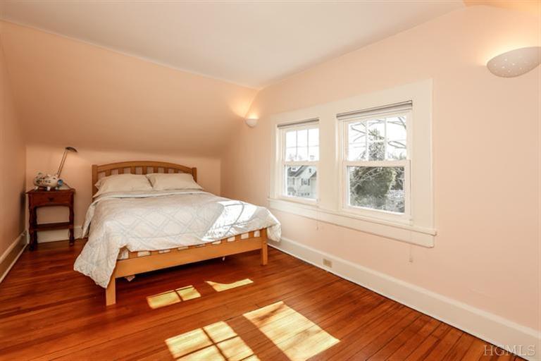7 Thompson Pl
