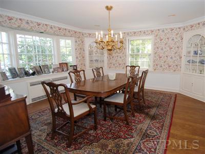 8 Locust Ridge Road