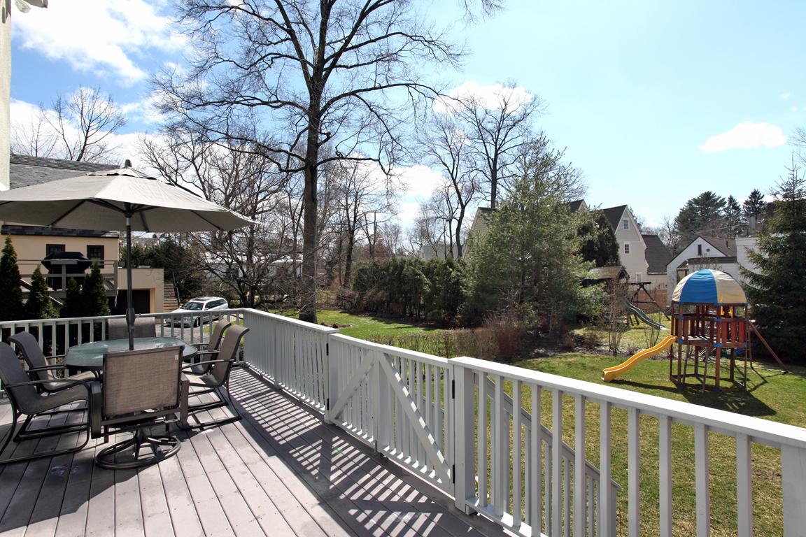 39 Ellsworth Rd