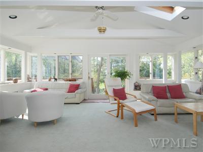 8 Locust Ridge Road