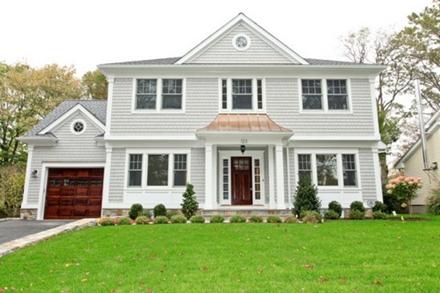 123 Soundview Avenue