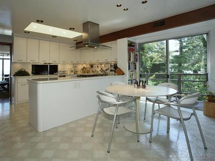 1065 Seahaven Drive