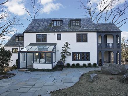 8 Normandy Road