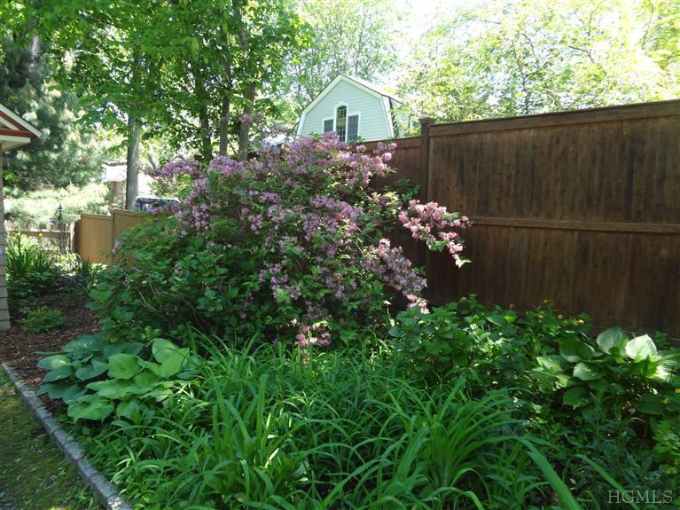7 Thompson Pl