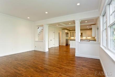 20 Maple Hill Dr