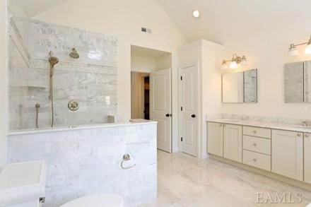 20 Maple Hill Dr