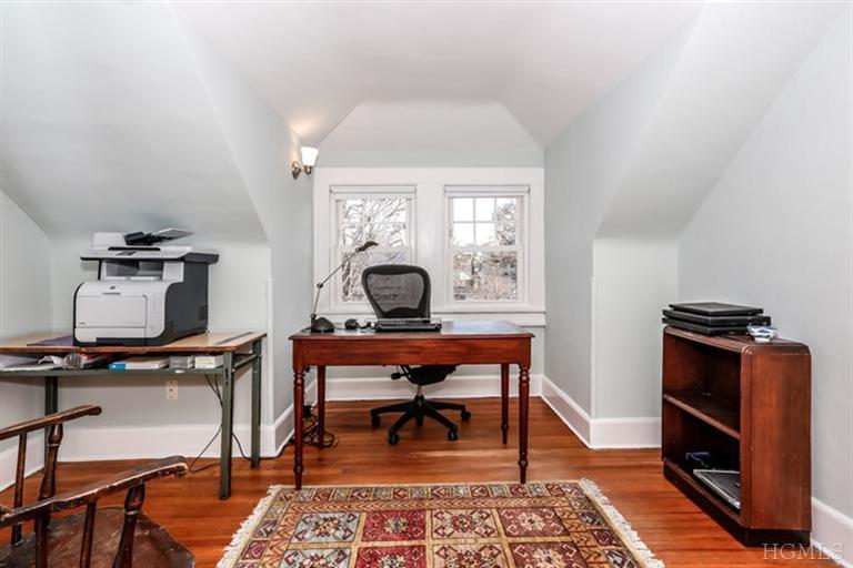 7 Thompson Pl