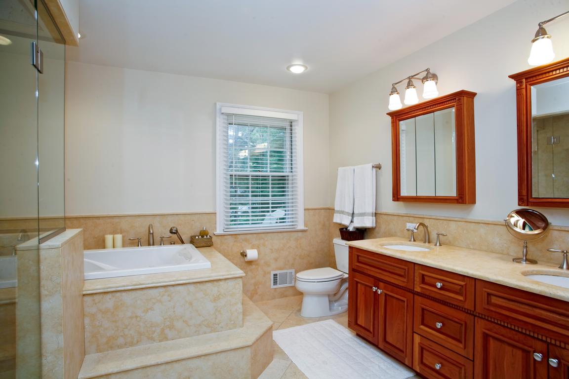 27 Barlow Ln