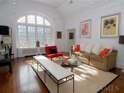 7 Glenn Rd