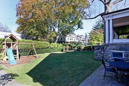 8 Bayard St.