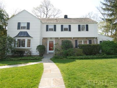 8 Locust Ridge Road