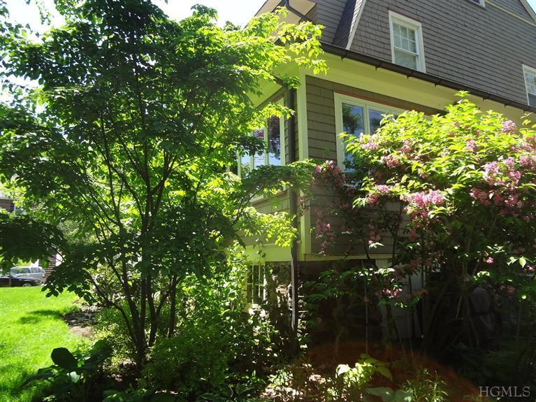 7 Thompson Pl