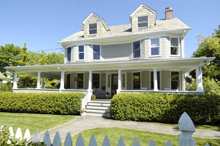 50 Woodbine Avenue