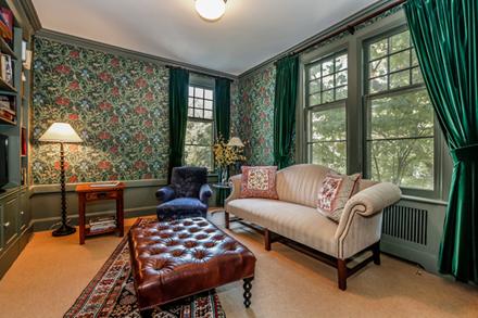 8 Prospect Avenue