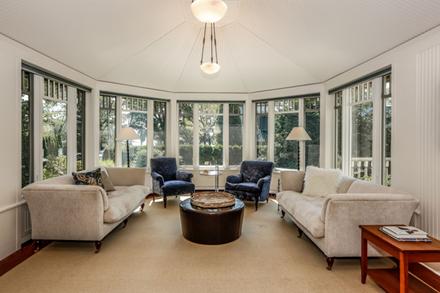 8 Prospect Avenue