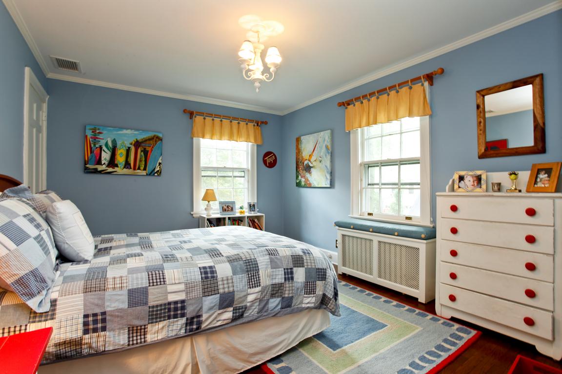 10 South Dr