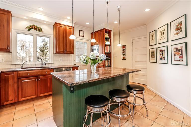 7 Thompson Pl