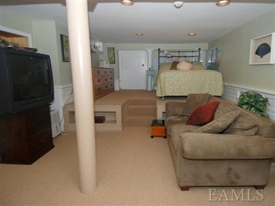 7 Glenn Rd