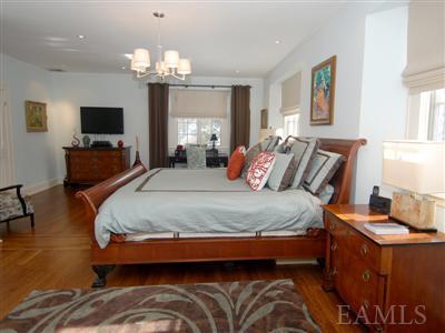 7 Glenn Rd