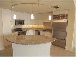 208 Gateway Grand