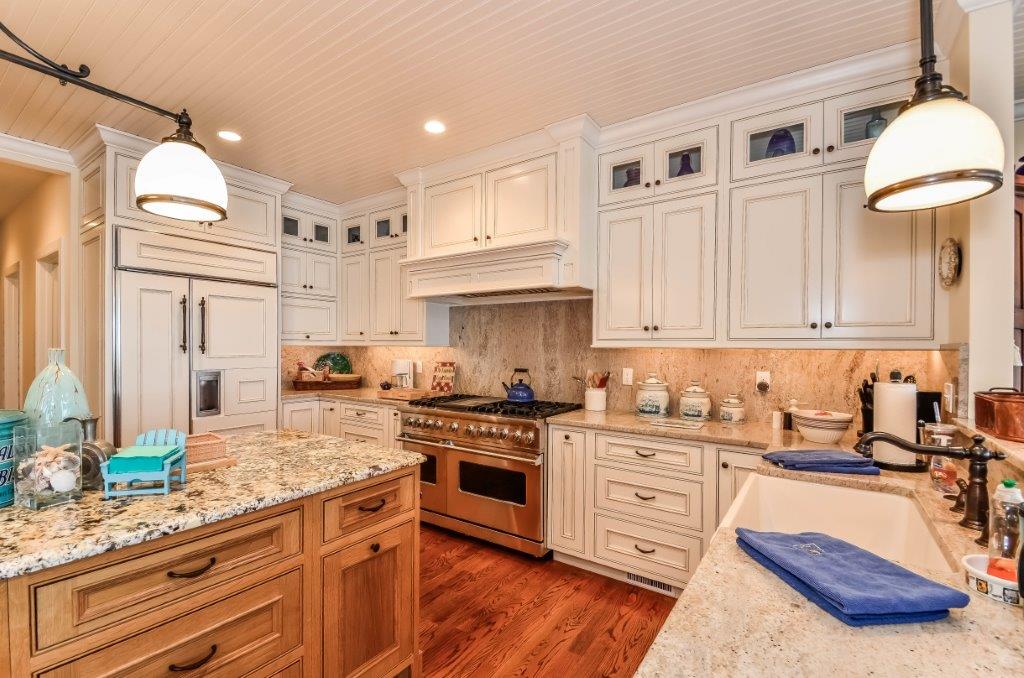6 Yacht Club Rd