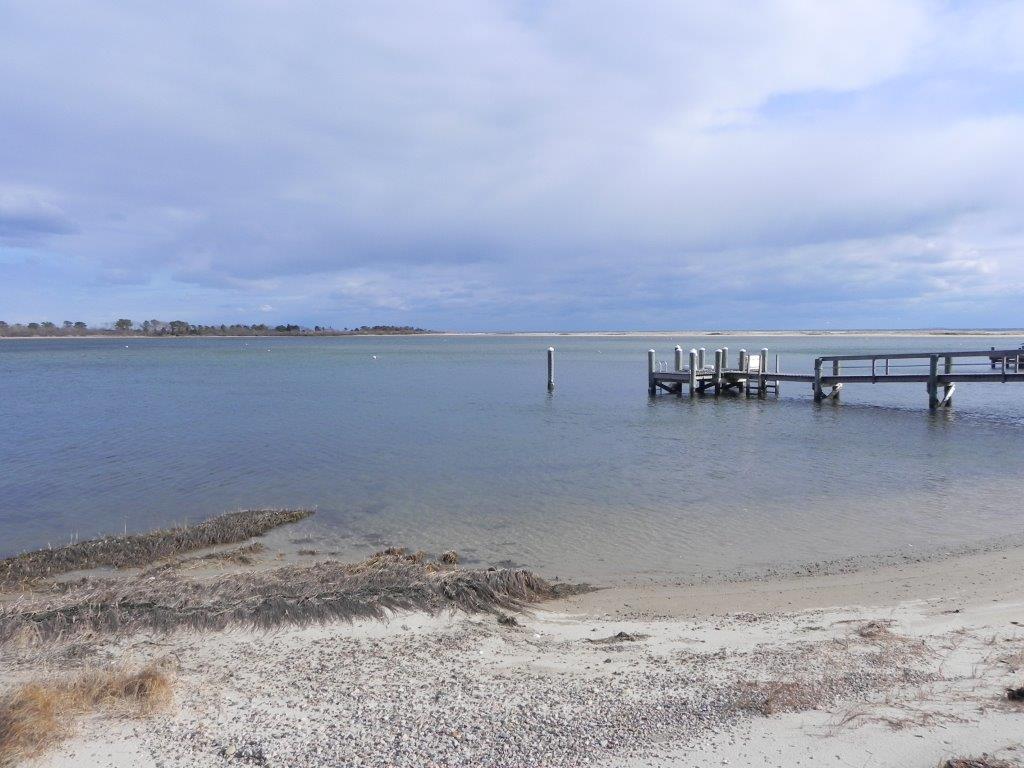6 Yacht Club Rd
