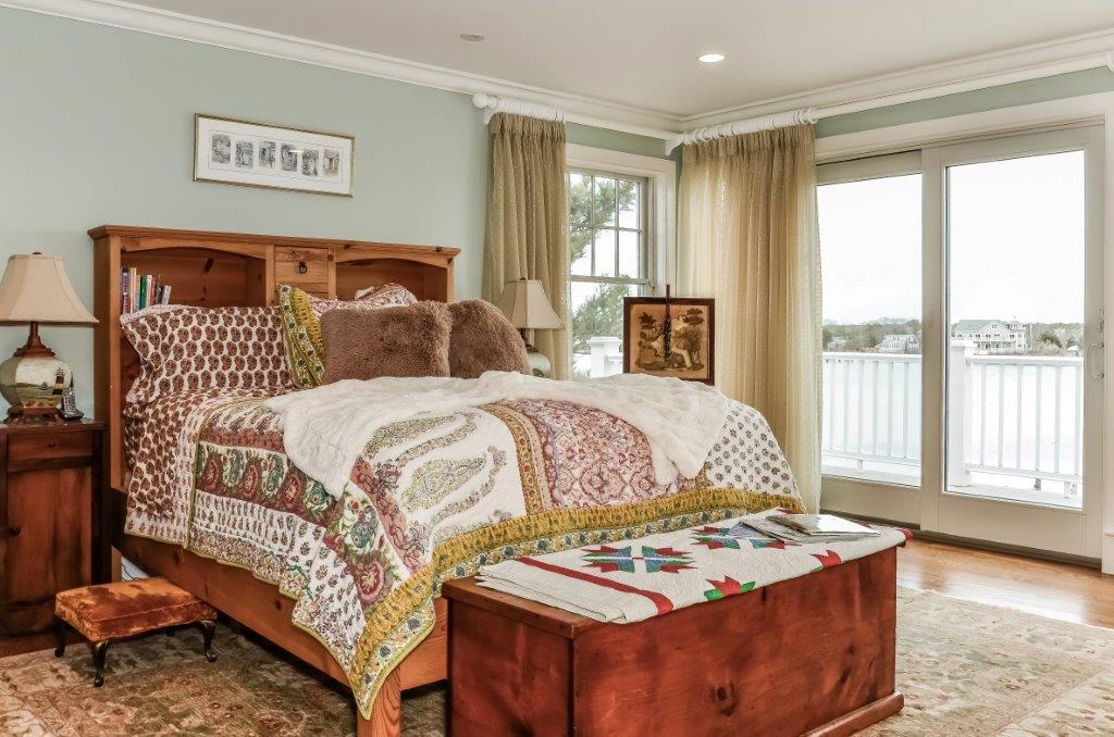 6 Yacht Club Rd